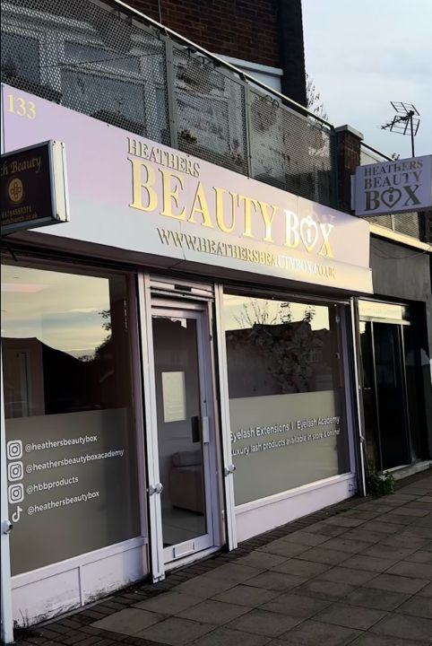Autumn Harmony based at Heathers Beauty Box