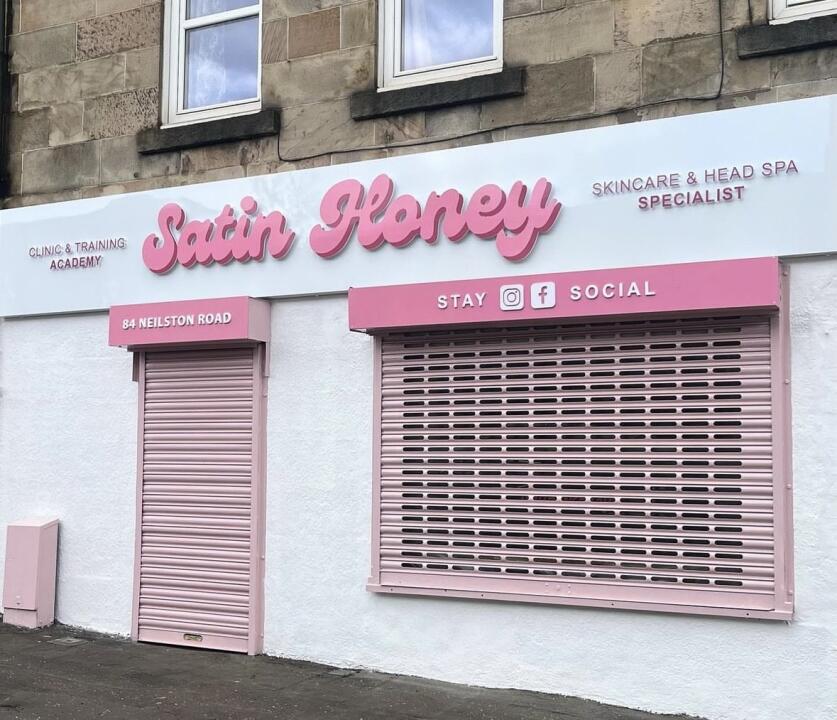 Satin honey