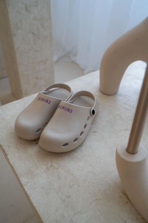 "Foamies" Footwear, Colour: Ivory, Size: 3 Thumbnail 1